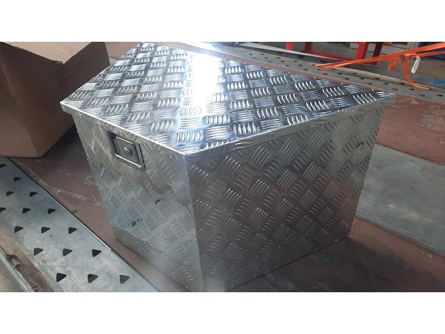 Aluminium gereedschapskoffer 8.80x4.70x5.0m nieuw - afbeelding 1 van  1