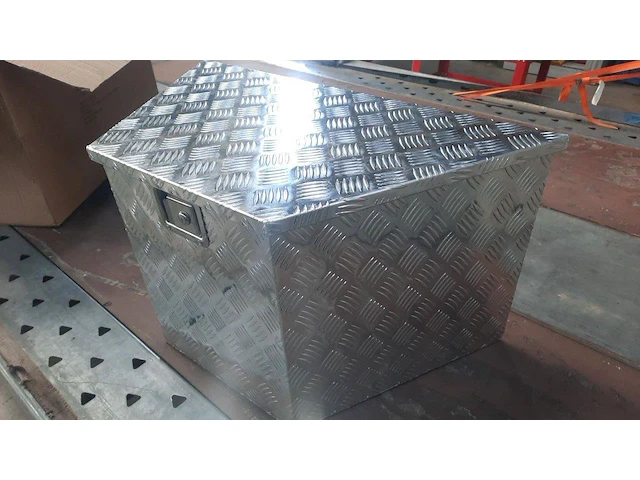 Aluminium gereedschapskoffer 8.80x4.70x5.0m nieuw - afbeelding 1 van  1