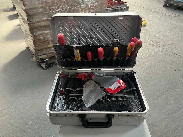 Aluminium gereedschapskoffer - afbeelding 1 van  6