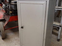 Aluminium kastje met slot h.55cm - b.30cm - d.20 cm - afbeelding 2 van  3