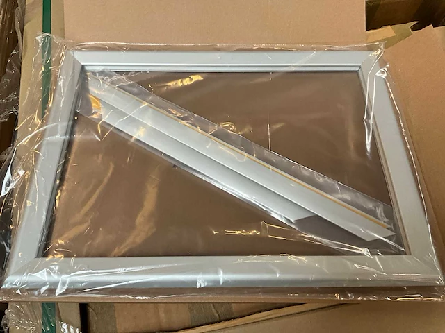 Aluminium kliklijst (160x) - afbeelding 1 van  6