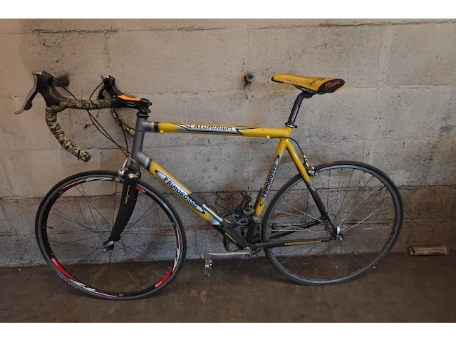 Aluminium koersfiets primorosso - afbeelding 1 van  5