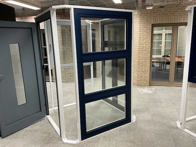 Aluminium kozijn - afbeelding 1 van  4