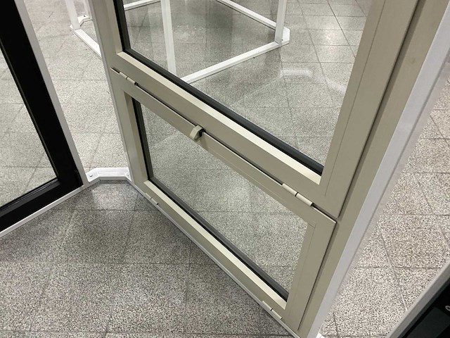 Aluminium kozijn - afbeelding 4 van  4