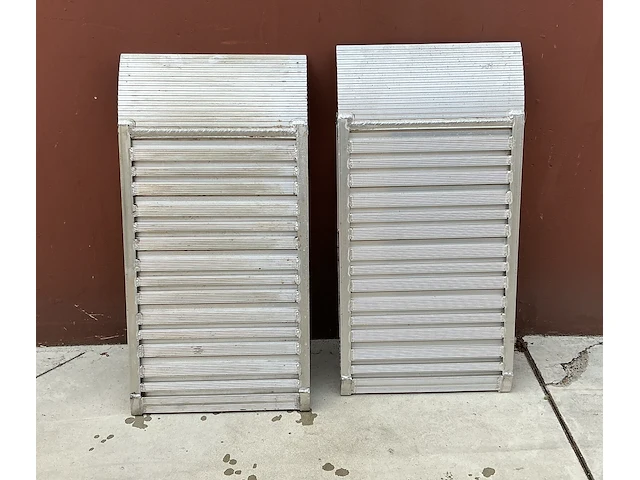 Aluminium laadrampen / oprijplaten metalmec m140/10sh – 7.500 kg per set - afbeelding 3 van  5