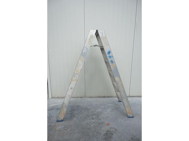 Aluminium ladder escalo - afbeelding 1 van  4