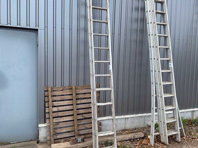 Aluminium ladder - afbeelding 1 van  7