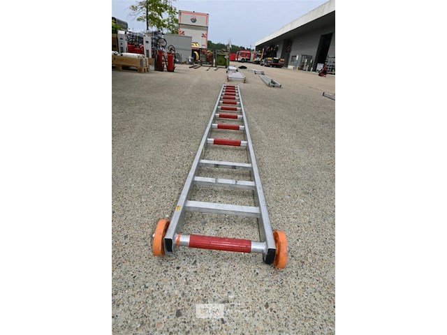 Aluminium ladder - afbeelding 2 van  4