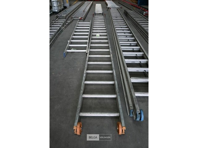 Aluminium ladder - afbeelding 1 van  3