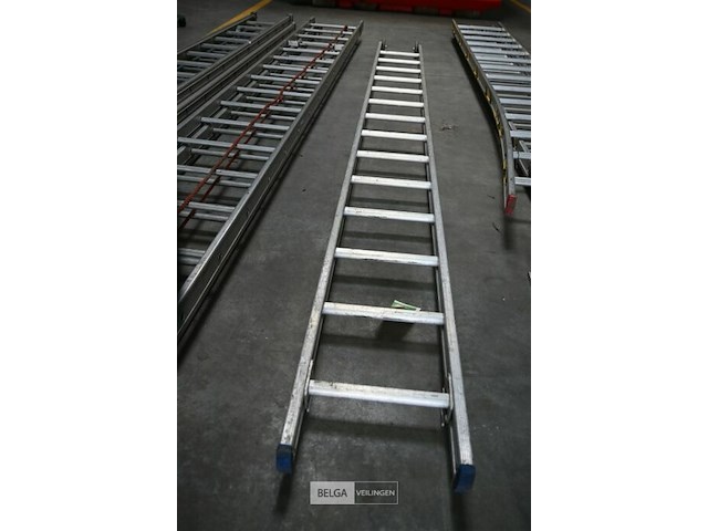 Aluminium ladder - afbeelding 1 van  3