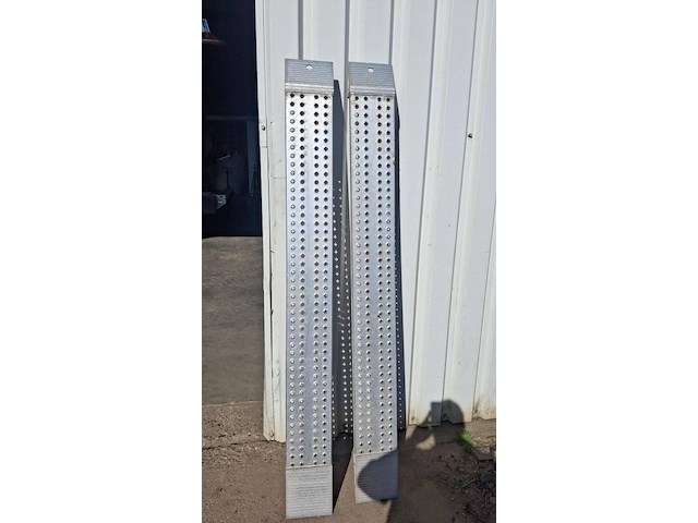 Aluminium oprijplaten 2mx20cm - afbeelding 1 van  1