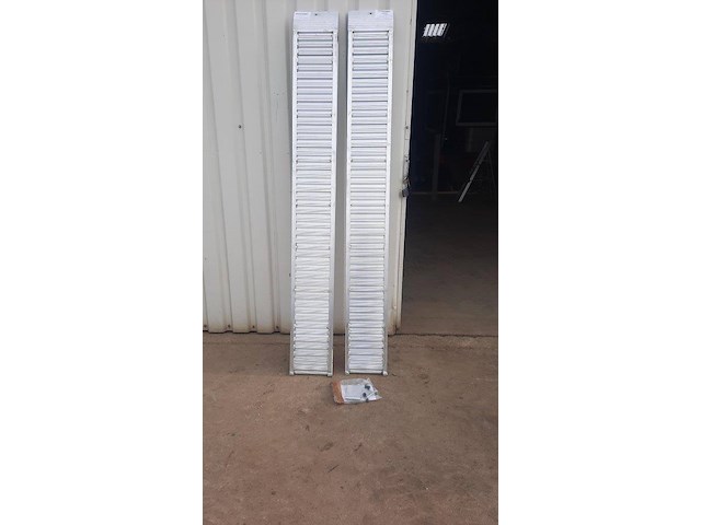 Aluminium oprijplaten 3000kg nieuw - afbeelding 1 van  1