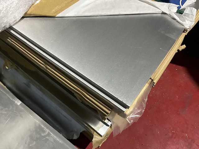 Aluminium platen (6x) - afbeelding 1 van  4