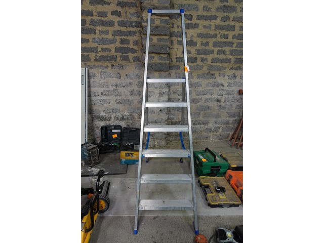 Aluminium plooiladder - afbeelding 1 van  3