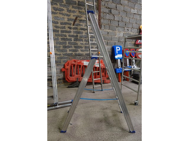 Aluminium plooiladder - afbeelding 2 van  3