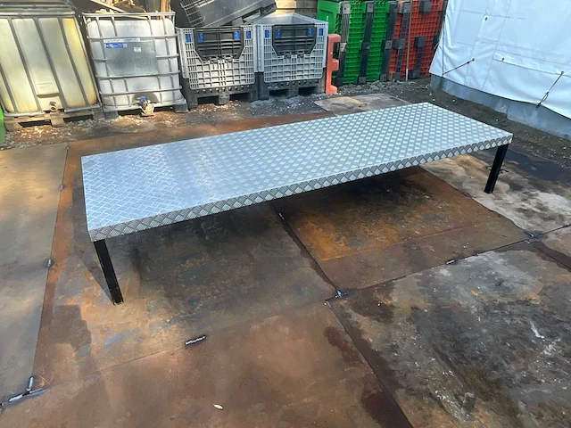 Aluminium podium - afbeelding 1 van  3