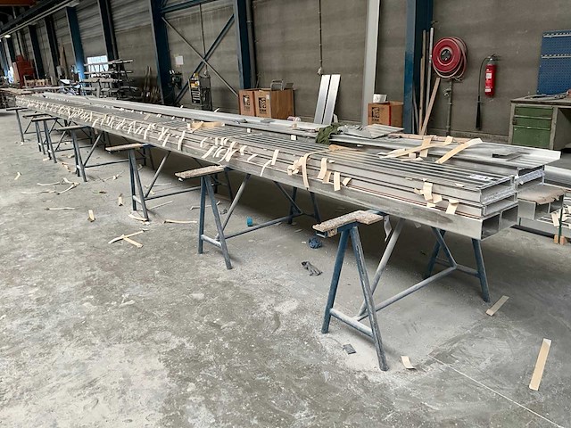 Aluminium profielen (66x) - afbeelding 1 van  9
