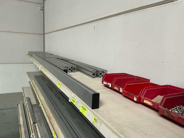 Aluminium profielen met gratis winkelrekken - afbeelding 9 van  11