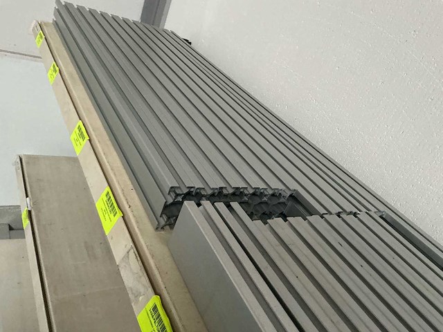 Aluminium profielen met gratis winkelrekken - afbeelding 11 van  11