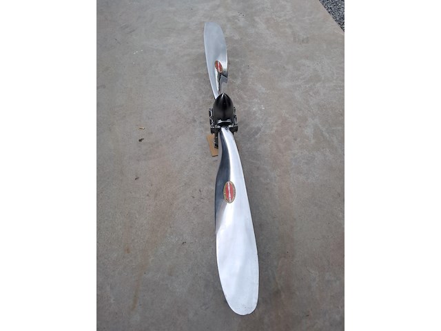 Aluminium propellor van gevechtsvliegtuig l 2200 mm b 180 mm h 480 mm - afbeelding 1 van  13