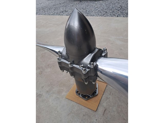 Aluminium propellor van gevechtsvliegtuig l 2200 mm b 180 mm h 480 mm - afbeelding 6 van  13