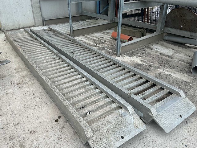 Aluminium rijplaat oprijplaat (tot 8 ton) (2x) - afbeelding 5 van  5
