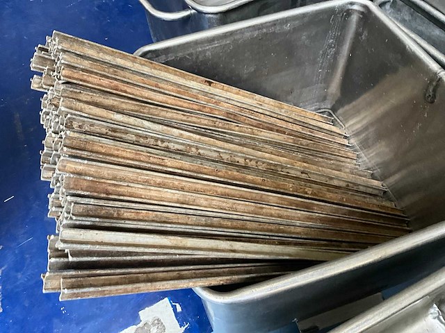 Aluminium rookstokken (90x) - afbeelding 1 van  2