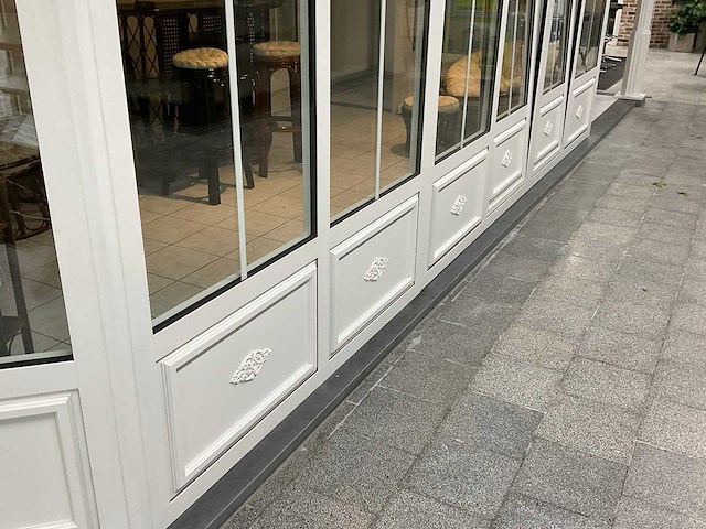 Aluminium serre met overkapping - afbeelding 1 van  11