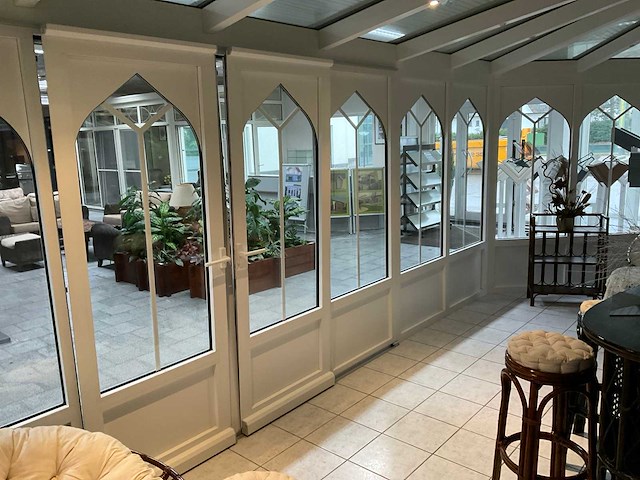 Aluminium serre met overkapping - afbeelding 2 van  11