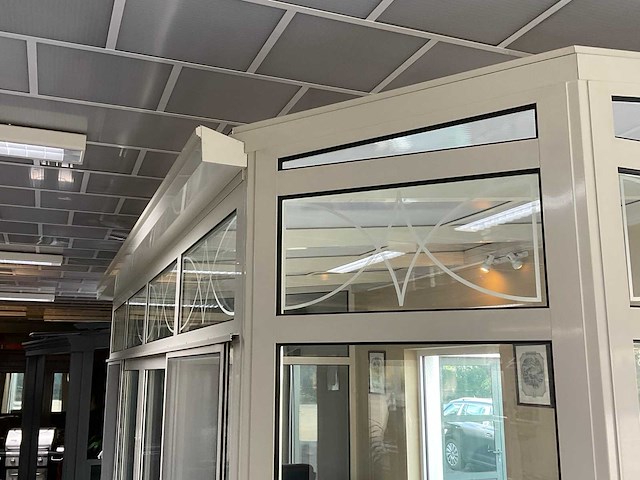 Aluminium serre - afbeelding 15 van  16