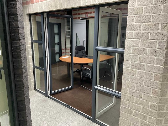 Aluminium stolpkozijn - afbeelding 1 van  3