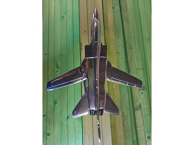 Aluminium tornado vliegtuig h 210 mm l 300 mm b 240 mm - afbeelding 6 van  6