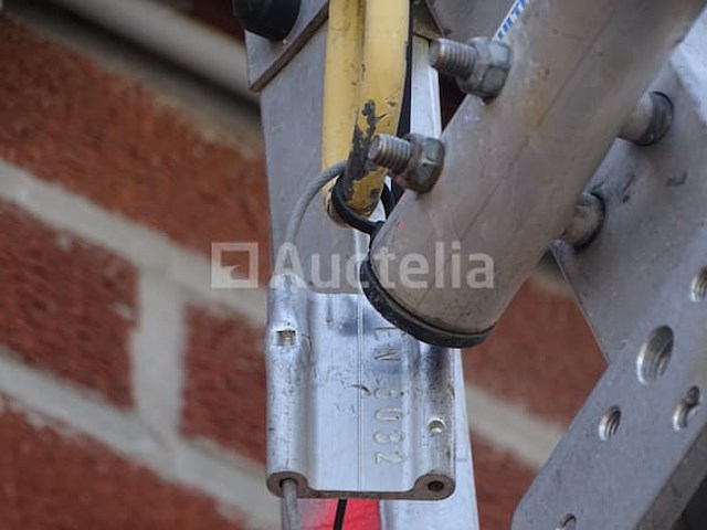 Aluminium trap (11 treden + 6 treden) als toegangsmateriaal voor platen - afbeelding 2 van  10