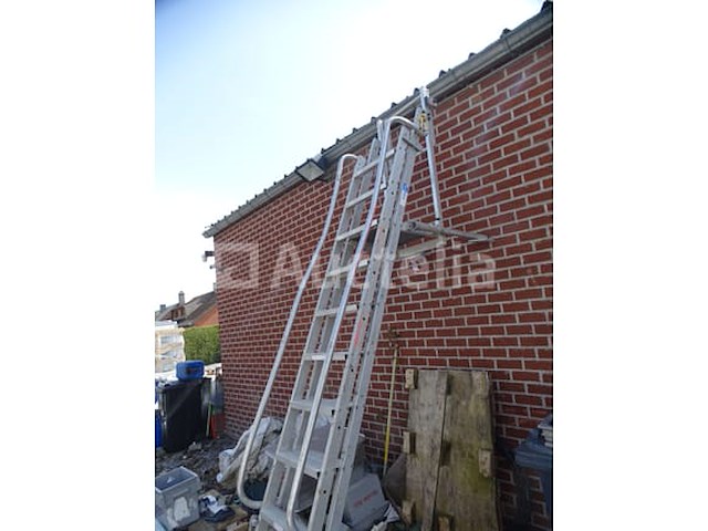 Aluminium trap (11 treden + 6 treden) als toegangsmateriaal voor platen - afbeelding 8 van  10
