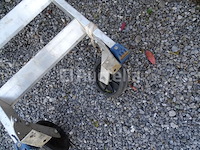 Aluminium trap (11 treden + 6 treden) als toegangsmateriaal voor platen - afbeelding 3 van  6