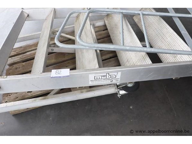 Aluminium trap, muba - afbeelding 2 van  2
