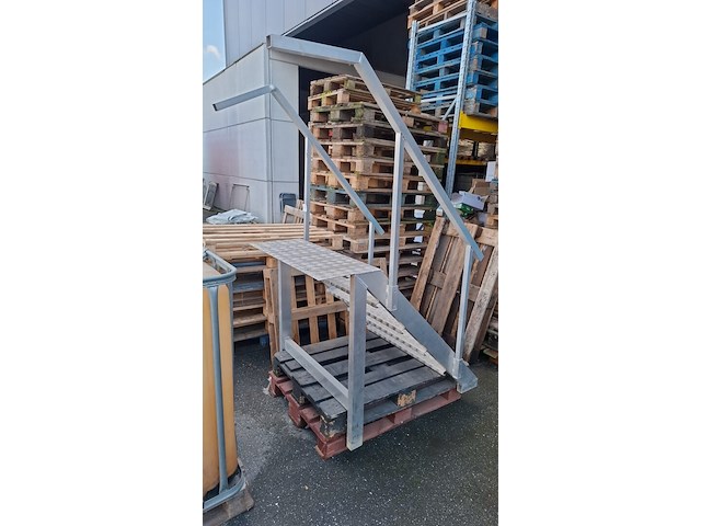 Aluminium trap - afbeelding 2 van  2