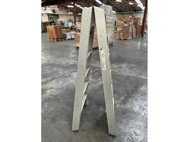 Aluminium trap - afbeelding 5 van  5