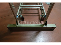 Aluminium trapladder met andré-leuningen - afbeelding 10 van  10
