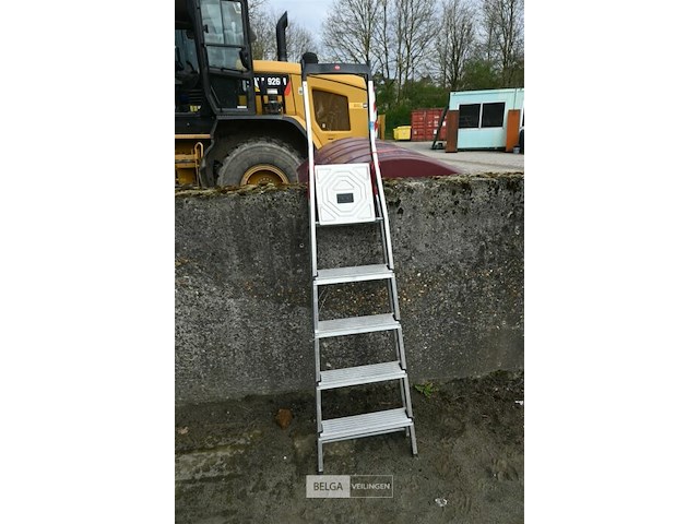 Aluminium trapladder - afbeelding 1 van  5