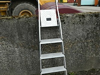 Aluminium trapladder - afbeelding 1 van  5
