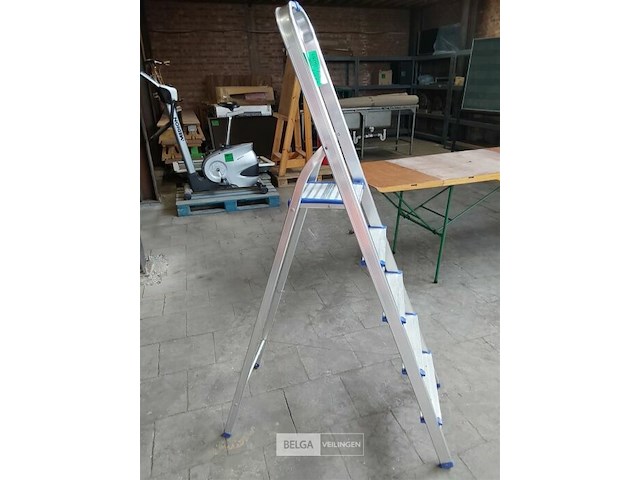 Aluminium trapladder - afbeelding 2 van  2