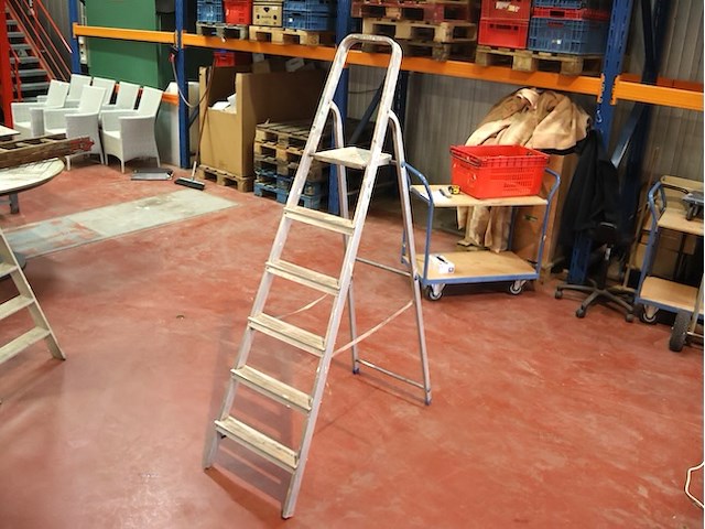 Aluminium trapladder - afbeelding 2 van  2