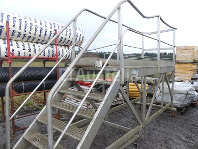 Aluminium trappad met petry-leuningen - afbeelding 4 van  9