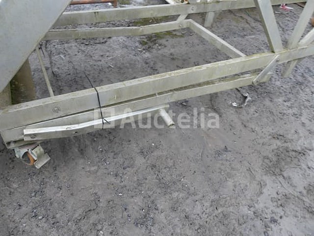 Aluminium trappad met petry-leuningen - afbeelding 8 van  9