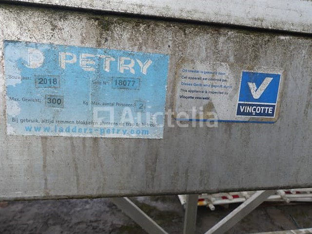 Aluminium trappad met petry-leuningen - afbeelding 9 van  9