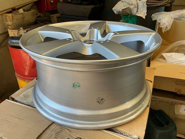 Aluminium velg (3x) - afbeelding 1 van  7