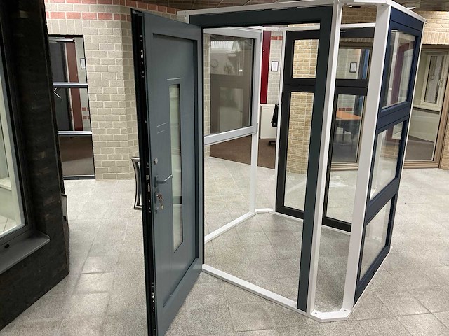Aluminium voordeur - afbeelding 6 van  6