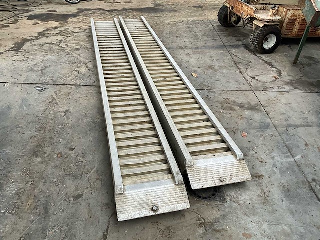 Alurampen (2x) - afbeelding 1 van  6