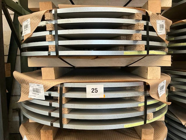 Aluzinc dx51d az150 n a coil (25x) - afbeelding 1 van  10